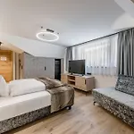 グラウアー ベア 4*
