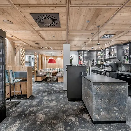 Grauer Baer Hotel Sölden