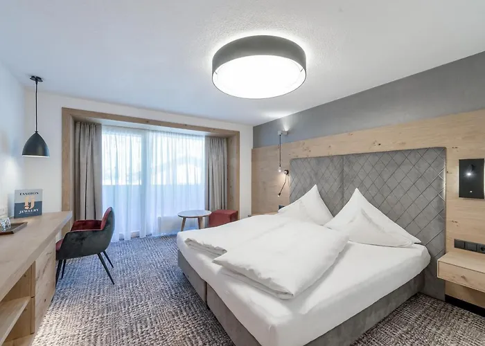 Grauer Baer Hotel 4*